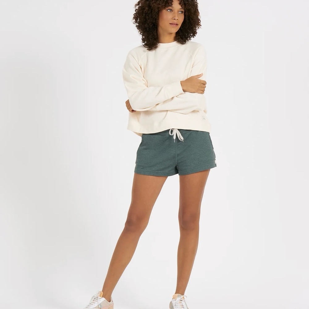 Vuori Women’s Halo Performance Short in Kelp Heather